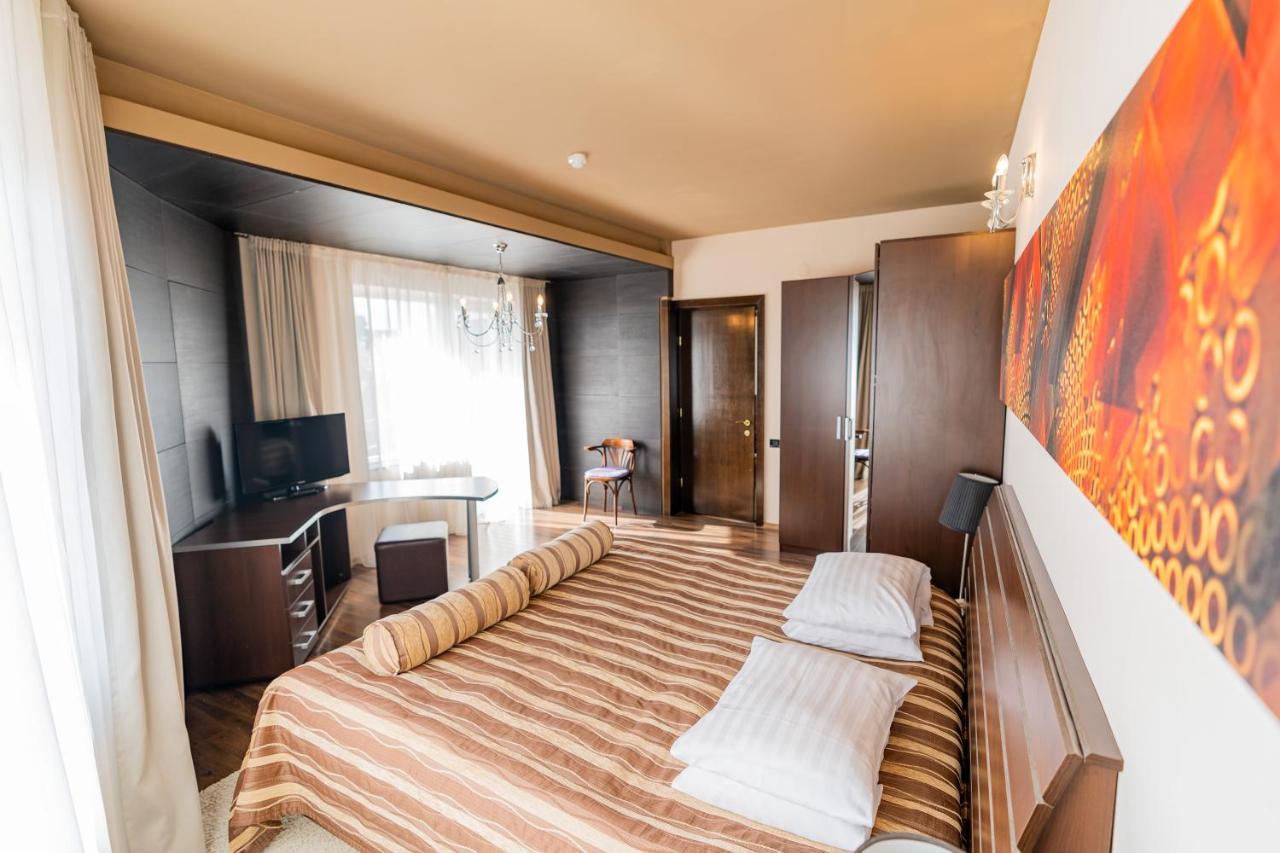 Hotel Belvedere Braşov Eksteriør billede