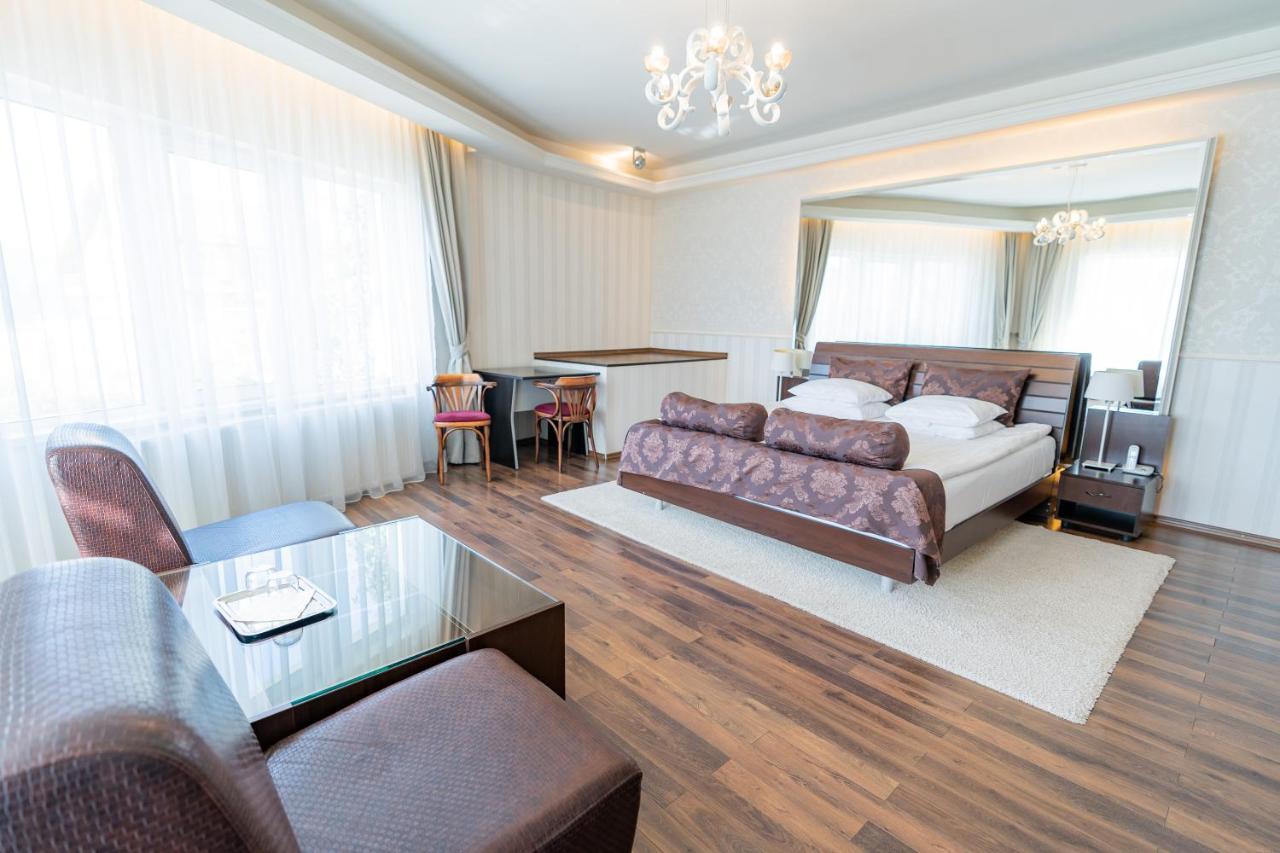 Hotel Belvedere Braşov Eksteriør billede